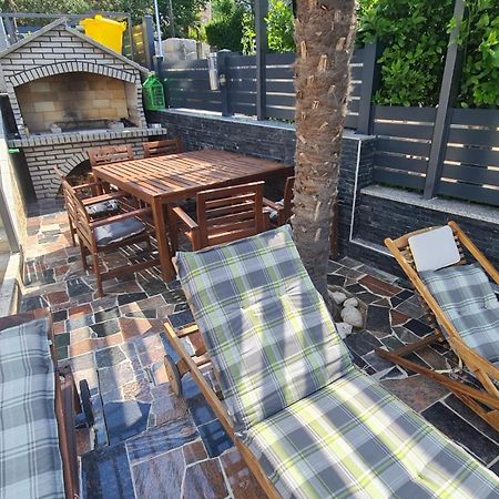 Apartments Blazevic, Heated Pool&Jacuzzi ドラマリ エクステリア 写真